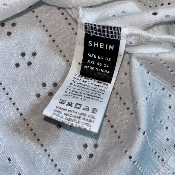 Women’s plus size XXL white tank top - Picture 3 of 3